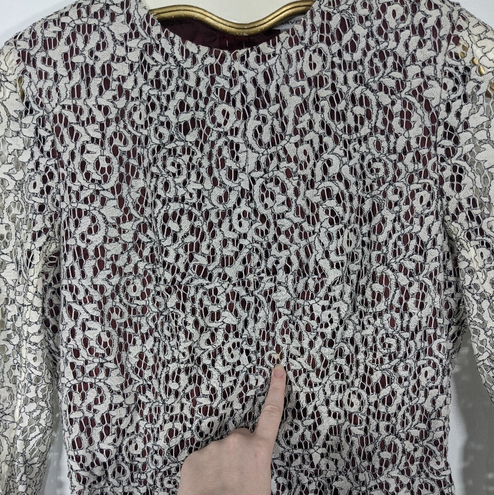 Carven White Lace Long Sleeve Dress with Red Lining - Size 8/40 - Picture 3 of 13